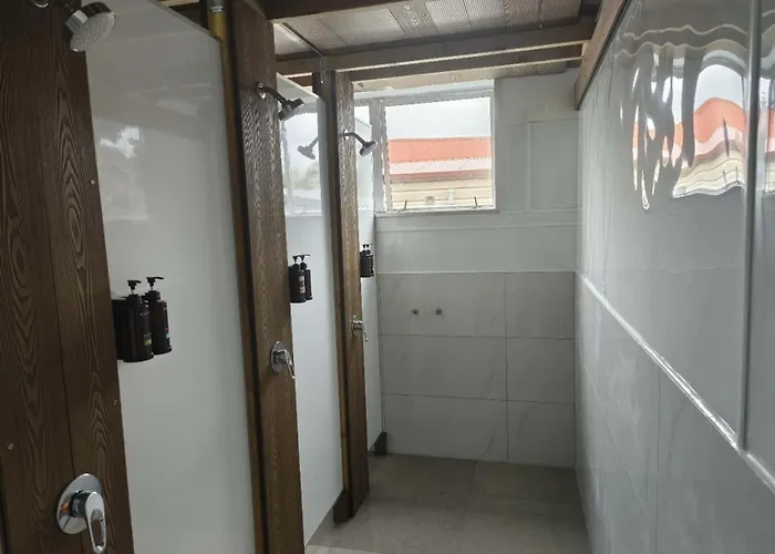 Hotel Awa 4-star 23-36 Sqm Large And 3 Sqm Small Single Rooms-capsules Rotorua