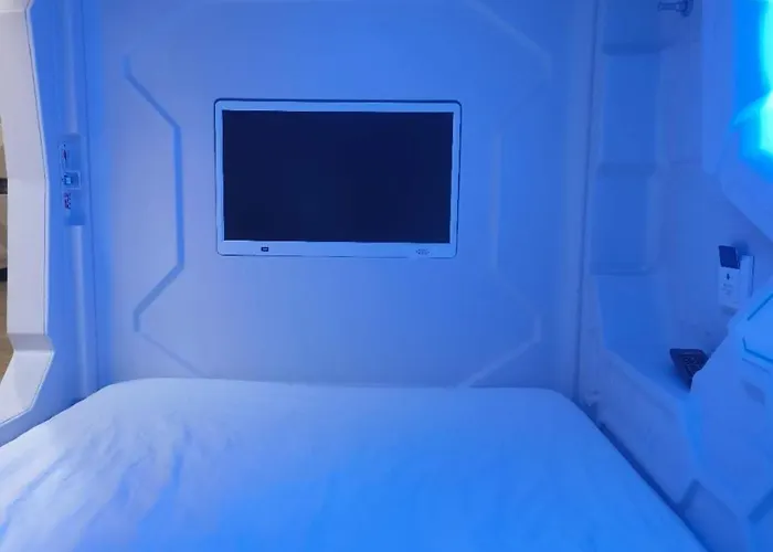 Awa 4-star 23-36 Sqm Large And 3 Sqm Small Single Rooms-capsules