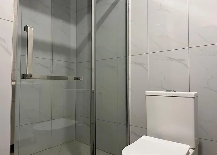 Awa 4-star 23-36 Sqm Large And 3 Sqm Small Single Rooms-capsules Hotel 4*
