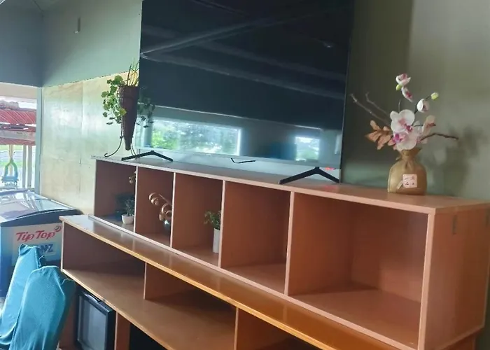 Awa 4-star 23-36 Sqm Large And 3 Sqm Small Single Rooms-capsules Hotel 4*