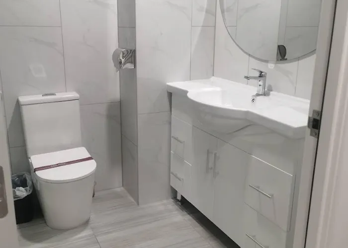 Hotel Awa 4-star 23-36 Sqm Large And 3 Sqm Small Single Rooms-capsules 4*